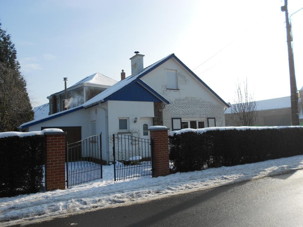 Gite De La Rhosnes Amougies Стая снимка